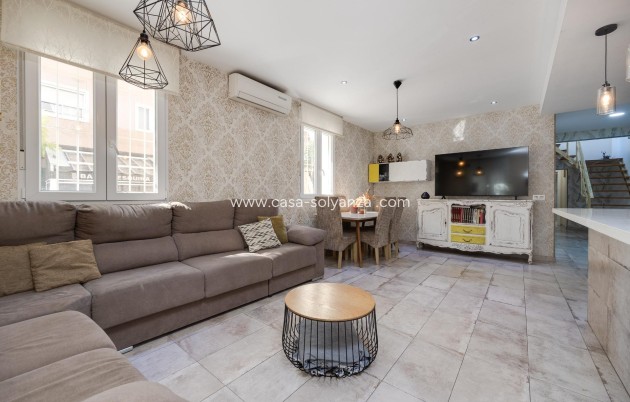 Townhouse - Resale - Torrevieja - Center