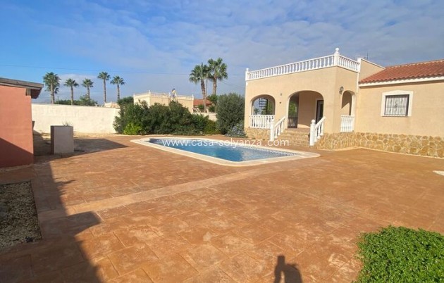 Villa - Herverkoop - Catral - Costa Blanca