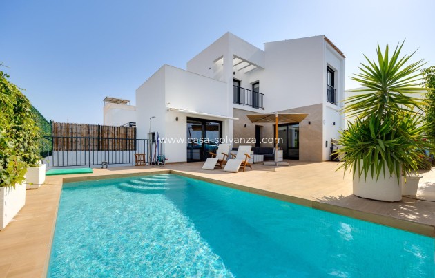 Villa - Herverkoop - Ciudad Quesada - CSRES-82889