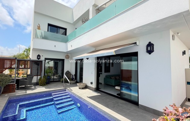 Villa - Herverkoop - Los Montesinos - Costa Blanca