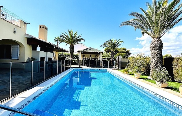 Villa - Herverkoop - Orihuela Costa - Cabo Roig