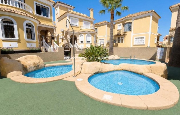 Villa - Herverkoop - Orihuela Costa - Costa Blanca