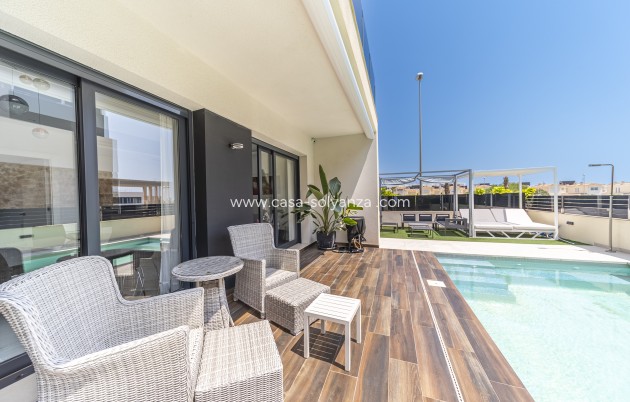 Villa - Herverkoop - Orihuela Costa - CSAM-57071