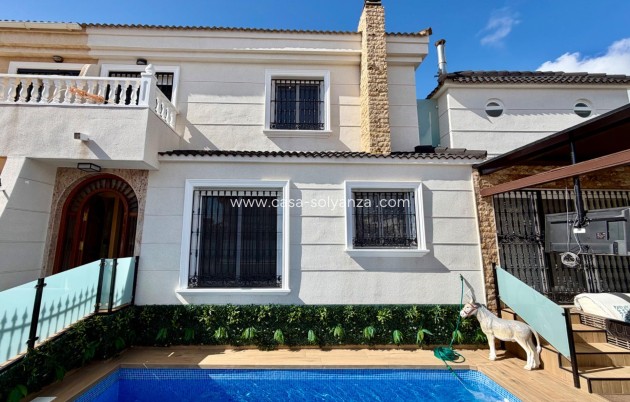 Villa - Herverkoop - Orihuela Costa - CSRES-45751