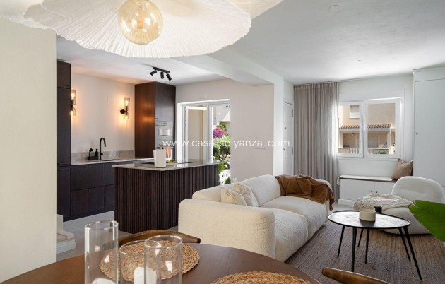 Villa - Herverkoop - Orihuela Costa - Los Almendros-La Florida