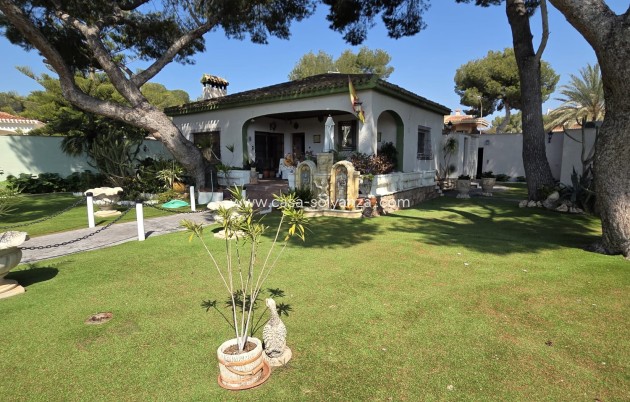 Villa - Herverkoop - Orihuela Costa - Orihuela Costa
