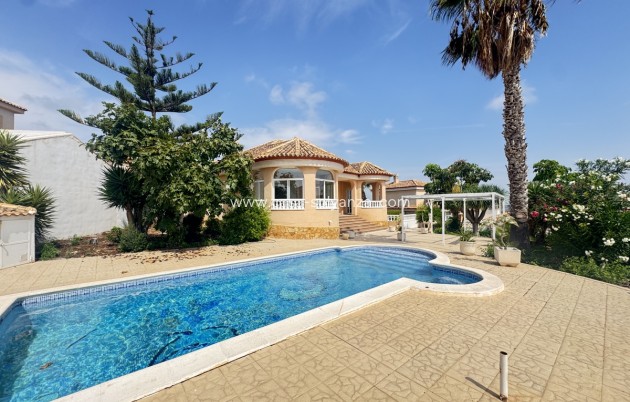 Villa - Herverkoop - San Miguel de Salinas - San Miguel de Salinas