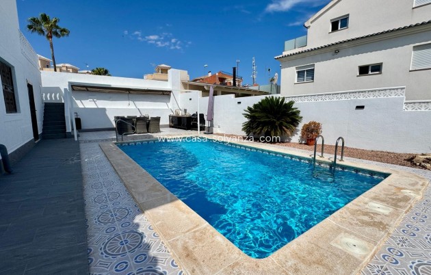 Villa - Herverkoop - Torrevieja - Costa Blanca