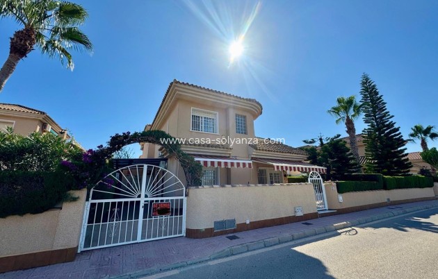 Villa - Herverkoop - Torrevieja - Costa Blanca