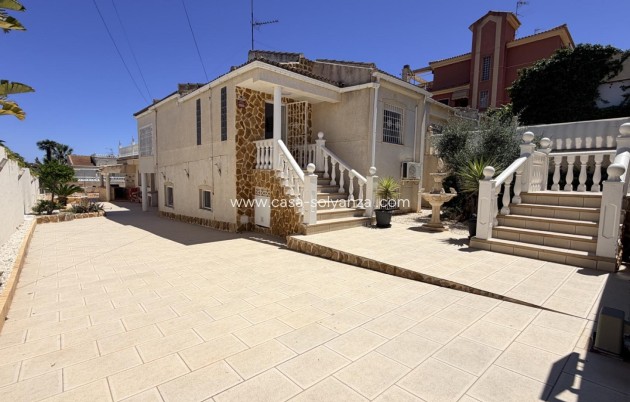 Villa - Herverkoop - Torrevieja - Costa Blanca