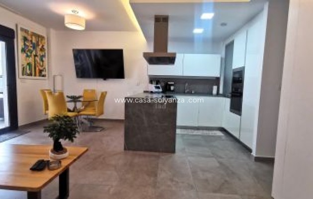 Villa - Herverkoop - Torrevieja - CSBP-54807