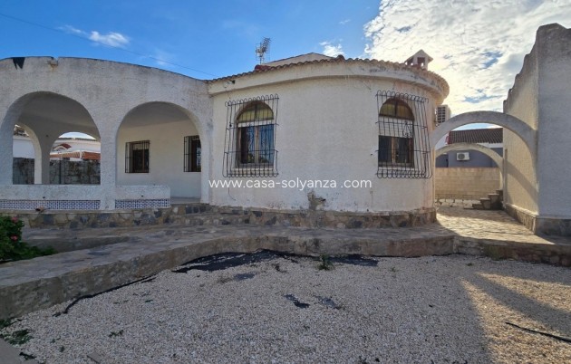 Villa - Herverkoop - Torrevieja - El Chaparal
