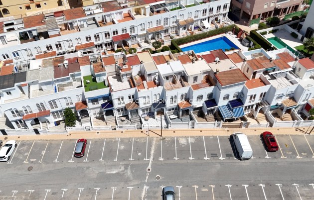 Villa - Herverkoop - Torrevieja - La Mata