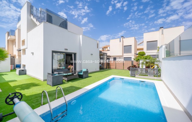 Villa - Herverkoop - Torrevieja - Torrevieja