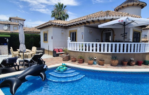 Villa - Herverkoop - Villamartin - Costa Blanca