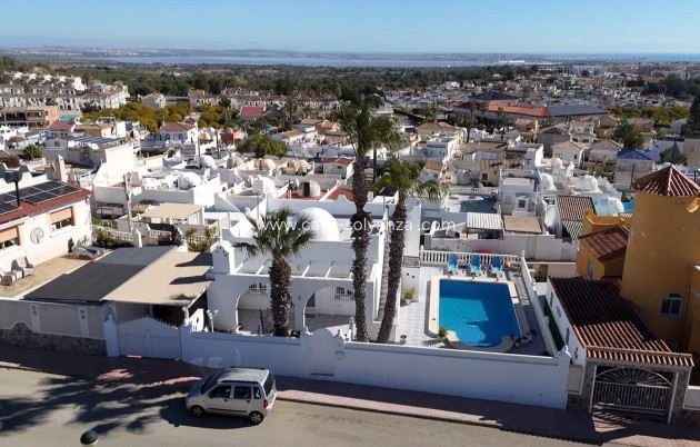 Villa - Herverkoop - Villamartin - Villamartín