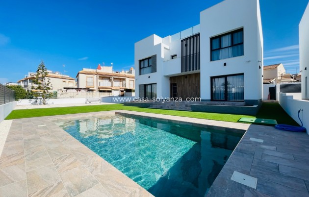 Villa - Neue Gebäude - Torrevieja - Torrevieja
