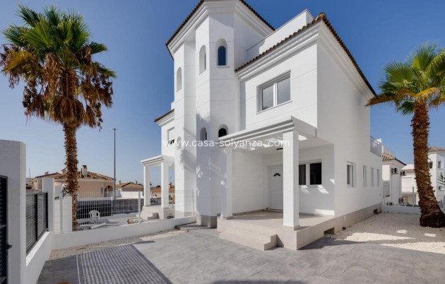 Villa - New Build - San Fulgencio - El Oasis