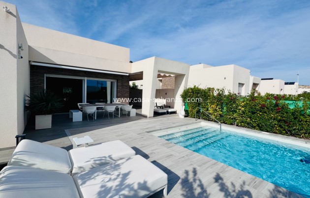 Villa - Resale - Algorfa - Algorfa