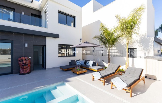 Villa - Resale - Algorfa - La Finca Golf Resort