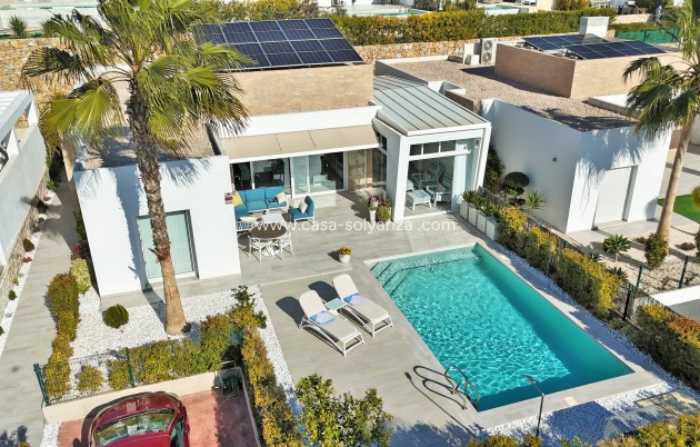 Villa - Resale - Algorfa - La Finca Golf Resort