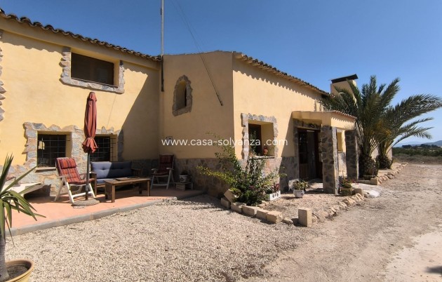 Villa - Resale - Chinorlet - Inland