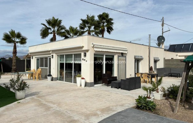 Villa - Resale - Crevillente - Costa Blanca