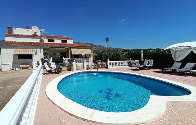 Villa - Resale - Crevillente - Inland