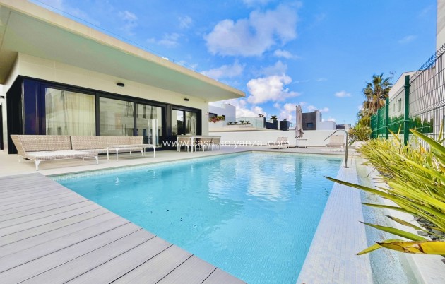 Villa - Resale - Dehesa De Campoamor - Costa Blanca