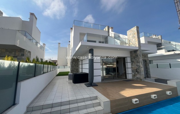 Villa - Resale - Los Alcázares - Costa Calida