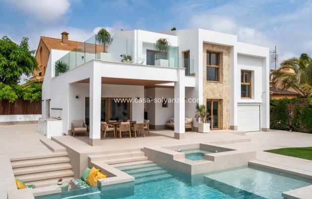 Villa - Resale - Orihuela Costa - Campoamor
