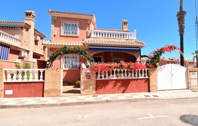 Villa - Resale - Orihuela Costa - Playa Flamenca
