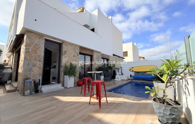 Villa - Resale - Orihuela - Lomas de Cabo Roig