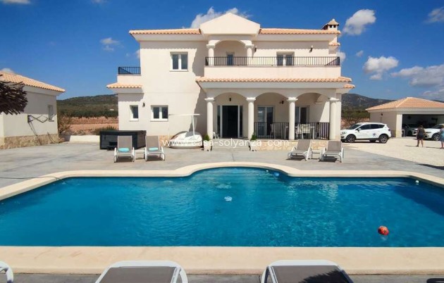 Villa - Resale - Pinoso - Inland
