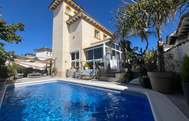 Villa - Resale - Playa Flamenca - Orihuela Costa