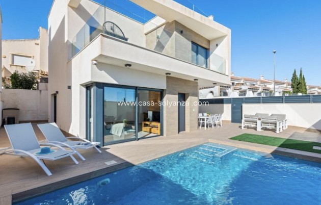 Villa - Resale - San Miguel de Salinas - Inland