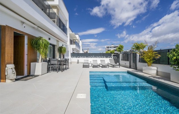 Villa - Resale - Santa Rosalia Resort - Inland