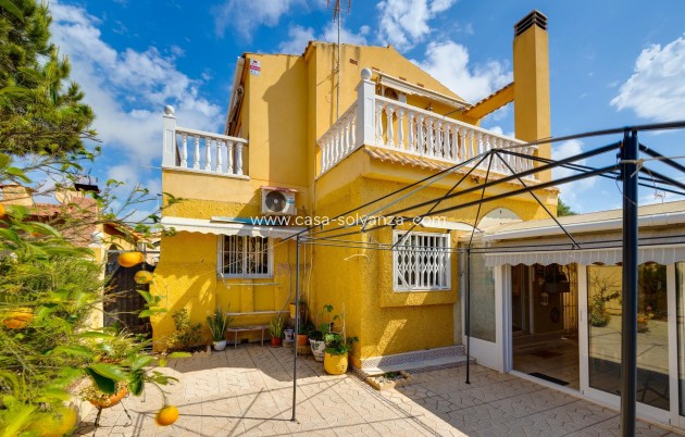 Villa - Resale - Torrevieja - Aguas nuevas