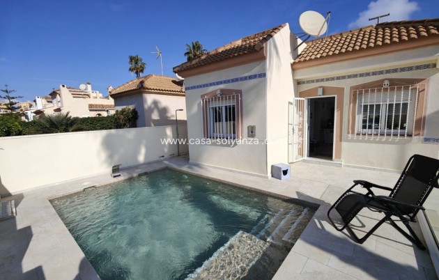Villa - Resale - Torrevieja - Aguas nuevas