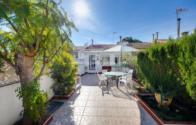 Villa - Resale - Torrevieja - Calas Blanca