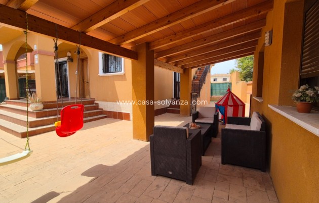 Villa - Resale - Torrevieja - CSRES-77353