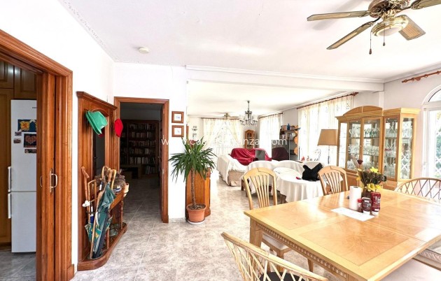 Villa - Resale - Torrevieja - Los Balcones