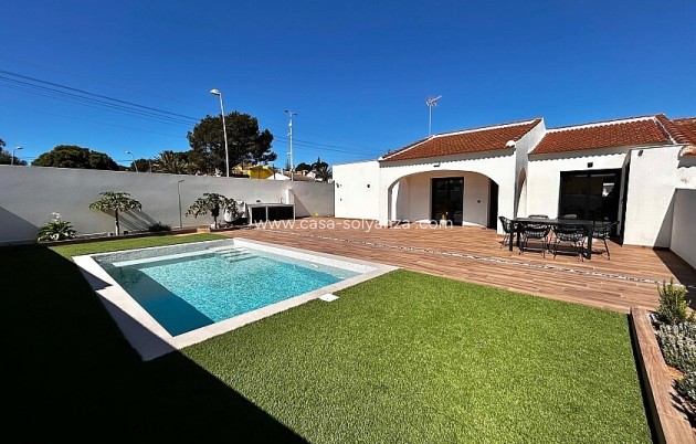 Villa - Resale - Torrevieja - Los Balcones