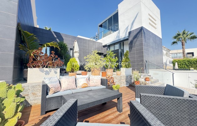 Villa - Resale - Villamartin - Villamartín