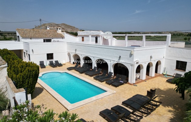 Villa - Resale - Villena - Inland