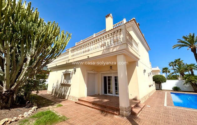 Villa - Reventa - Cabo Roig - Costa Blanca