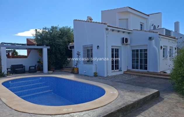 Villa - Reventa - Fortuna - Urbanizacion Las Kalendas