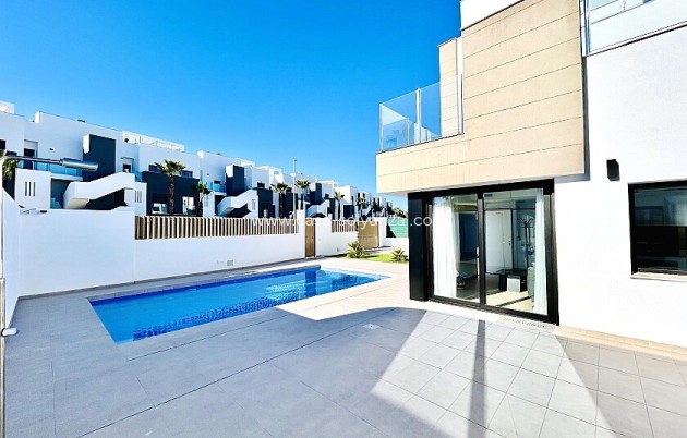 Villa - Reventa - Guardamar del Segura - CSCN-62768