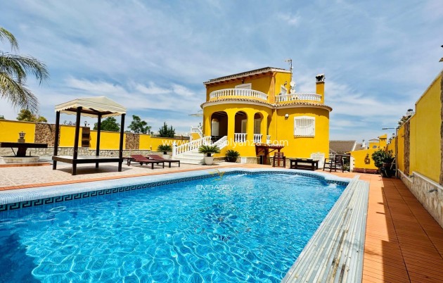 Villa - Reventa - Orihuela - Urb. Montepinar