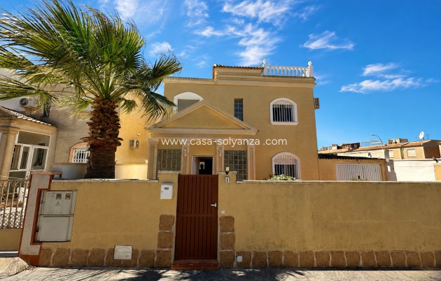 Villa - Reventa - Torrevieja - Costa Blanca